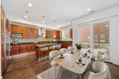 Tiny photo for 865 Laurel Avenue, Highland Park, IL 60035 (MLS # 12585528)