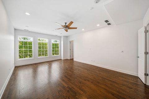 Tiny photo for 865 Laurel Avenue, Highland Park, IL 60035 (MLS # 12585528)
