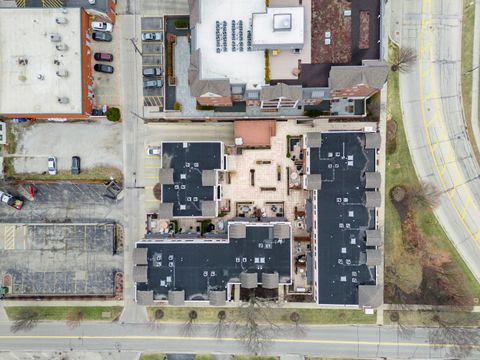 Tiny photo for 865 Laurel Avenue, Highland Park, IL 60035 (MLS # 12585528)