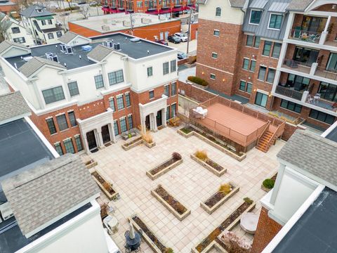 Tiny photo for 865 Laurel Avenue, Highland Park, IL 60035 (MLS # 12585528)