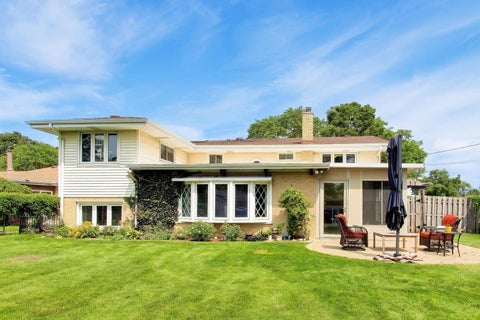 Tiny photo for 1462 Dayton Place, Des Plaines, IL 60018 (MLS # 12720227)