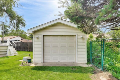 Tiny photo for 1462 Dayton Place, Des Plaines, IL 60018 (MLS # 12720227)