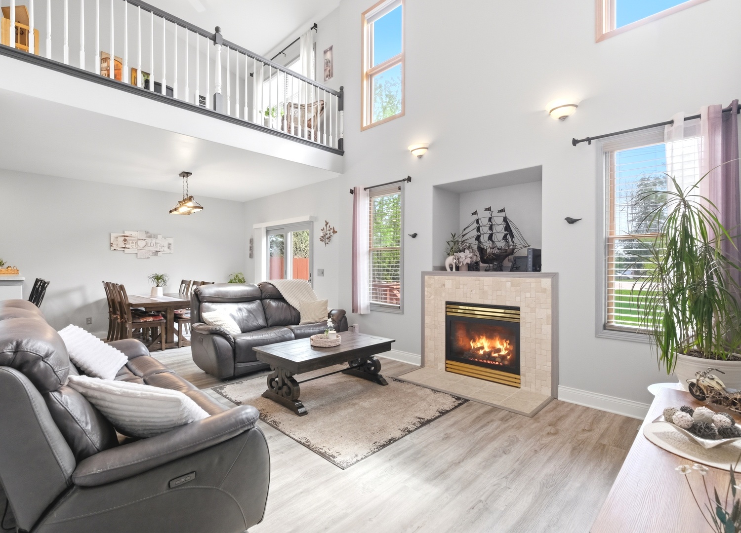 Properties 3 1462 Ridge Drive