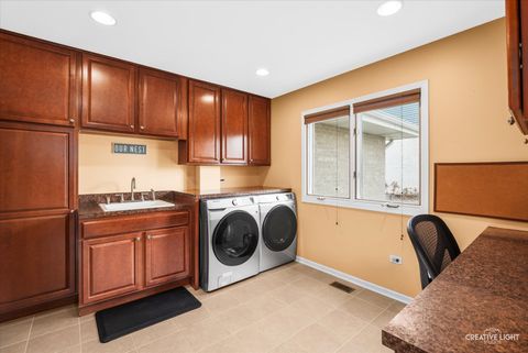 Tiny photo for 8146 Hampton Drive, Woodridge, IL 60517 (MLS # 12558495)