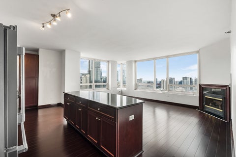 Tiny photo for 33 W Ontario Street #42ES, Chicago, IL 60654 (MLS # 12780441)