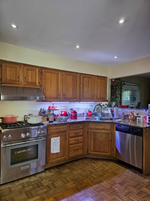 Tiny photo for 716 Clover Hill Court, Elk Grove Village, IL 60007 (MLS # 12492141)