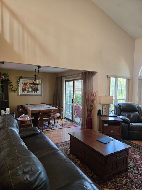 Tiny photo for 716 Clover Hill Court, Elk Grove Village, IL 60007 (MLS # 12492141)