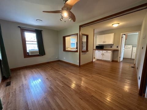 Tiny photo for 37 S Heather Drive, Crystal Lake, IL 60014 (MLS # 12717375)