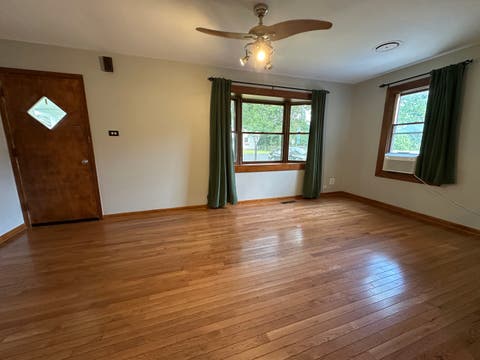 Tiny photo for 37 S Heather Drive, Crystal Lake, IL 60014 (MLS # 12717375)
