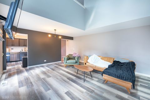 Tiny photo for 229 Spring Point Drive, Carpentersville, IL 60110 (MLS # 12610707)