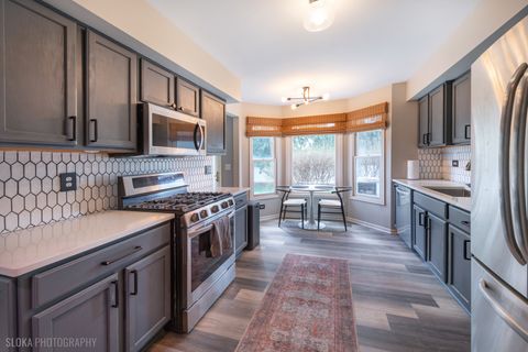 Tiny photo for 229 Spring Point Drive, Carpentersville, IL 60110 (MLS # 12610707)