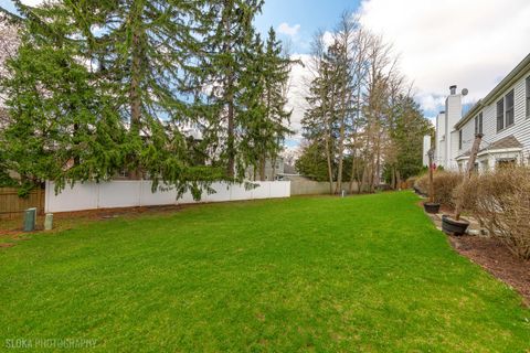 Tiny photo for 229 Spring Point Drive, Carpentersville, IL 60110 (MLS # 12610707)