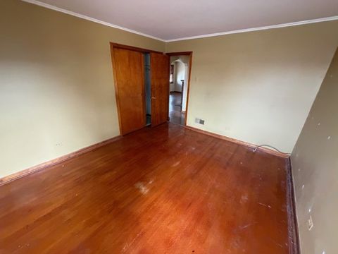 Tiny photo for 12501 S Throop Street, Calumet Park, IL 60827 (MLS # 12602861)