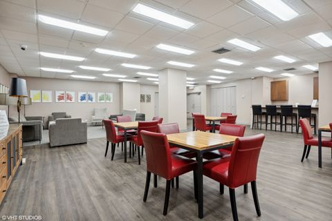 Tiny photo for 3930 N Pine Grove Avenue #801, Chicago, IL 60613 (MLS # 12456500)