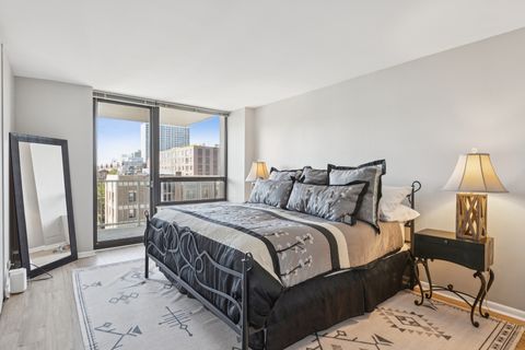 Tiny photo for 3930 N Pine Grove Avenue #801, Chicago, IL 60613 (MLS # 12456500)