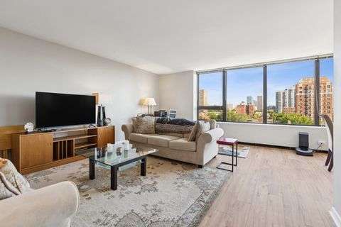 Tiny photo for 3930 N Pine Grove Avenue #801, Chicago, IL 60613 (MLS # 12456500)