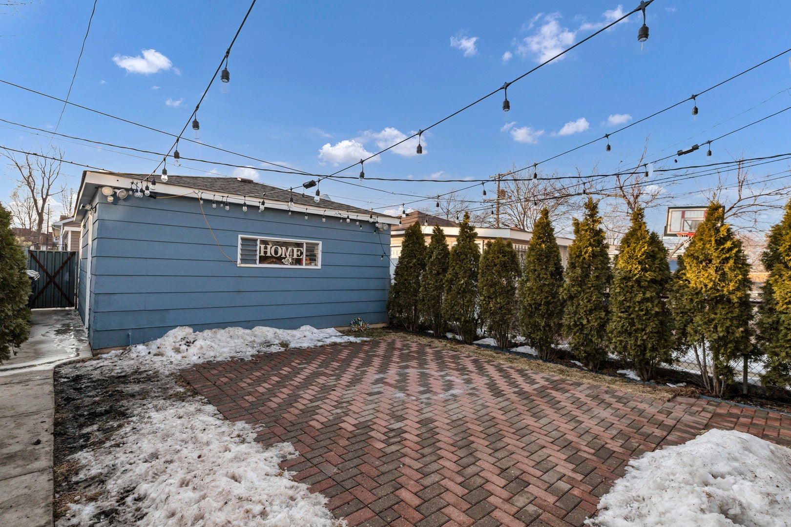 1442 S 50th Court