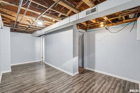 Tiny photo for 1230 N ELMWOOD Avenue, Davenport, IA 52807 (MLS # QC4269743)