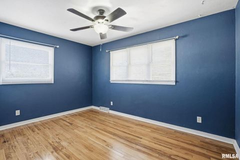 Tiny photo for 1230 N ELMWOOD Avenue, Davenport, IA 52807 (MLS # QC4269743)