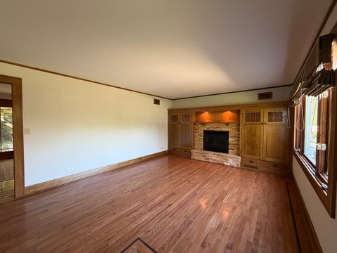 Tiny photo for 1N710 Newton Avenue, Glen Ellyn, IL 60137 (MLS # 12786097)
