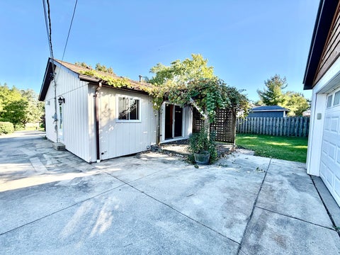 Tiny photo for 1N710 Newton Avenue, Glen Ellyn, IL 60137 (MLS # 12786097)