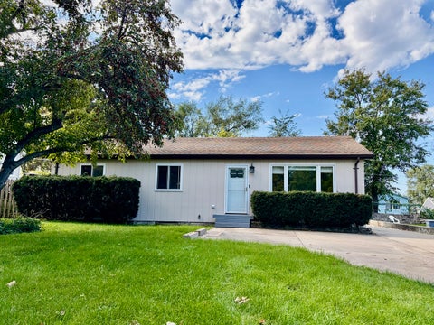 Photo of 1N710 Newton Avenue, Glen Ellyn, IL 60137 (MLS # 12786097)