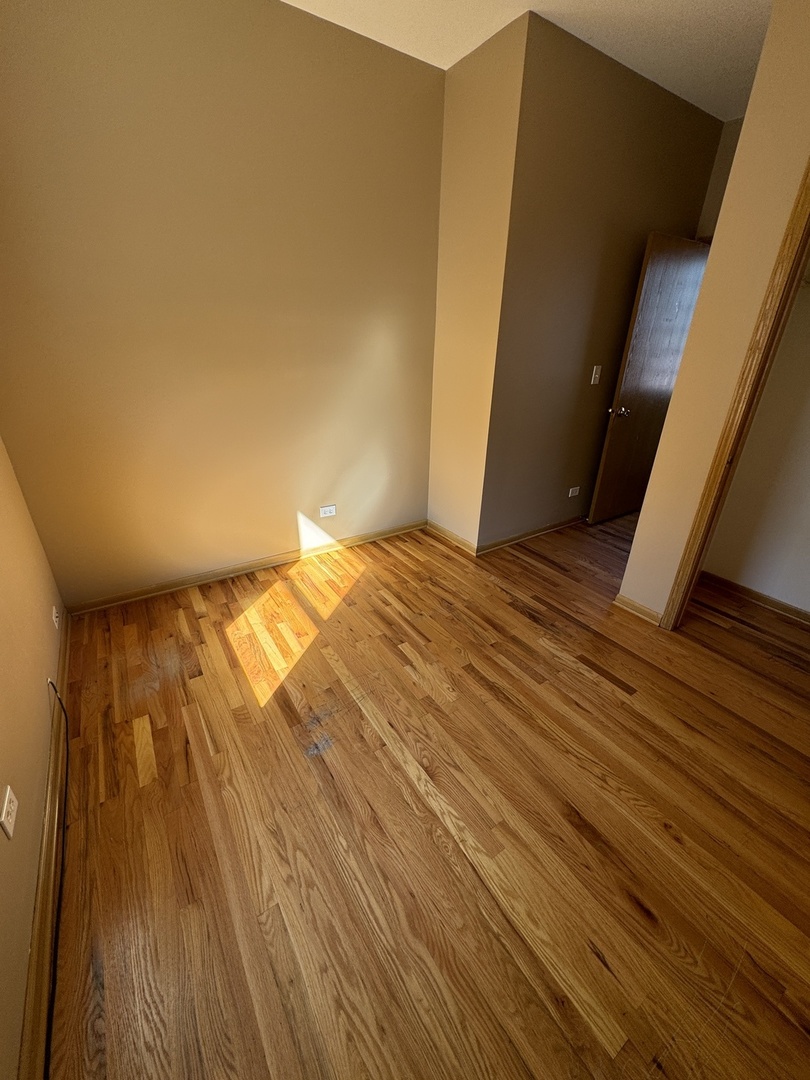 5428 S Loomis Boulevard 3