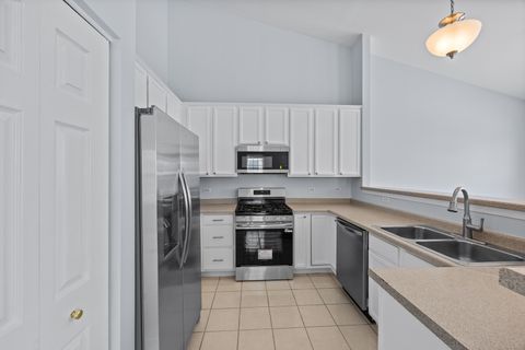 Tiny photo for 1710 DOGWOOD Lane, Hanover Park, IL 60133 (MLS # 12546254)