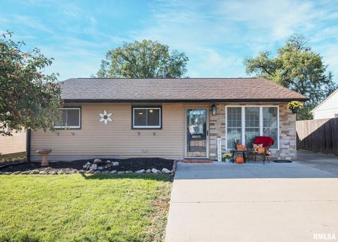 Photo of 444 E 6TH Street, Milan, IL 61264 (MLS # QC4268950)