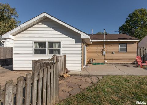 Tiny photo for 444 E 6TH Street, Milan, IL 61264 (MLS # QC4268950)