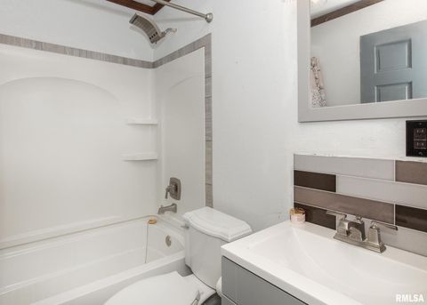 Tiny photo for 444 E 6TH Street, Milan, IL 61264 (MLS # QC4268950)