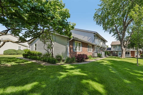 Tiny photo for 309 Northwestern Court #A, Bloomingdale, IL 60108 (MLS # 12627922)