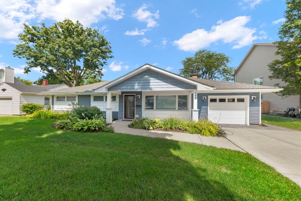 703 WAKEMAN AVE, WHEATON, IL 60187 - Image 557ec497e542bdb83e8b232b47b3f8ca/52957548