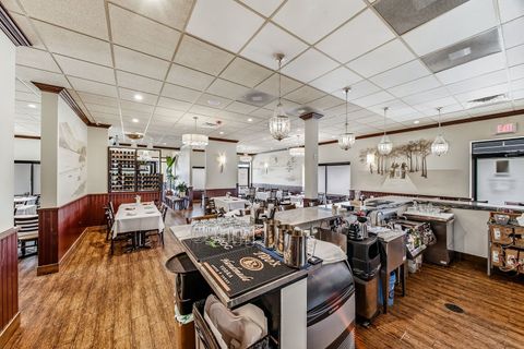 Tiny photo for 11055 W Roosevelt Road, Westchester, IL 60154 (MLS # 12624215)