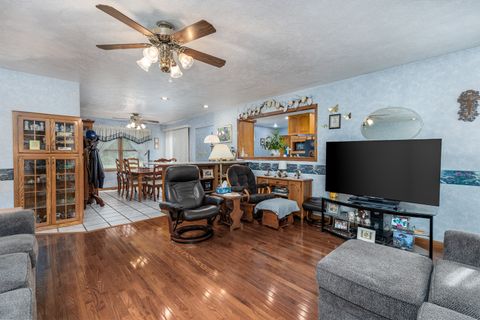 Tiny photo for 334 S Oak Lane, Streator, IL 61364 (MLS # 12619129)