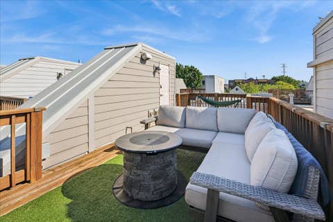 Tiny photo for 6347 Hennings Court, Morton Grove, IL 60053 (MLS # 12701940)