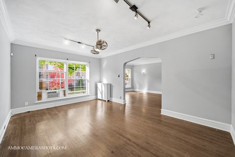 Tiny photo for 6807 S Paxton Avenue #1, Chicago, IL 60649 (MLS # 12513628)