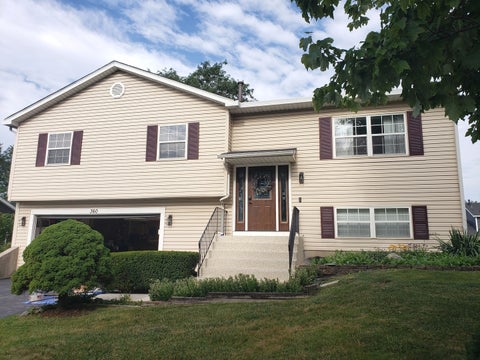 Photo of 360 Homewood Drive, Bolingbrook, IL 60440 (MLS # 12733078)