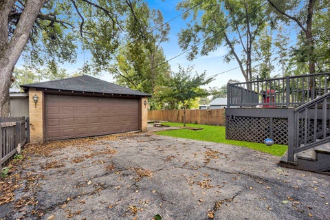 Tiny photo for 401 S Lodge Lane, Lombard, IL 60148 (MLS # 12788806)
