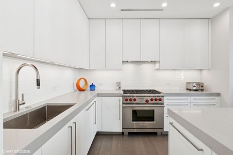 Tiny photo for 403 N Wabash Street #15B, Chicago, IL 60611 (MLS # 12605909)