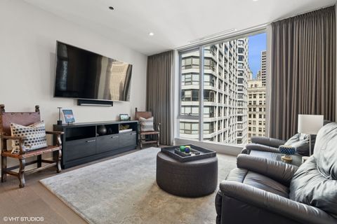 Tiny photo for 403 N Wabash Street #15B, Chicago, IL 60611 (MLS # 12605909)