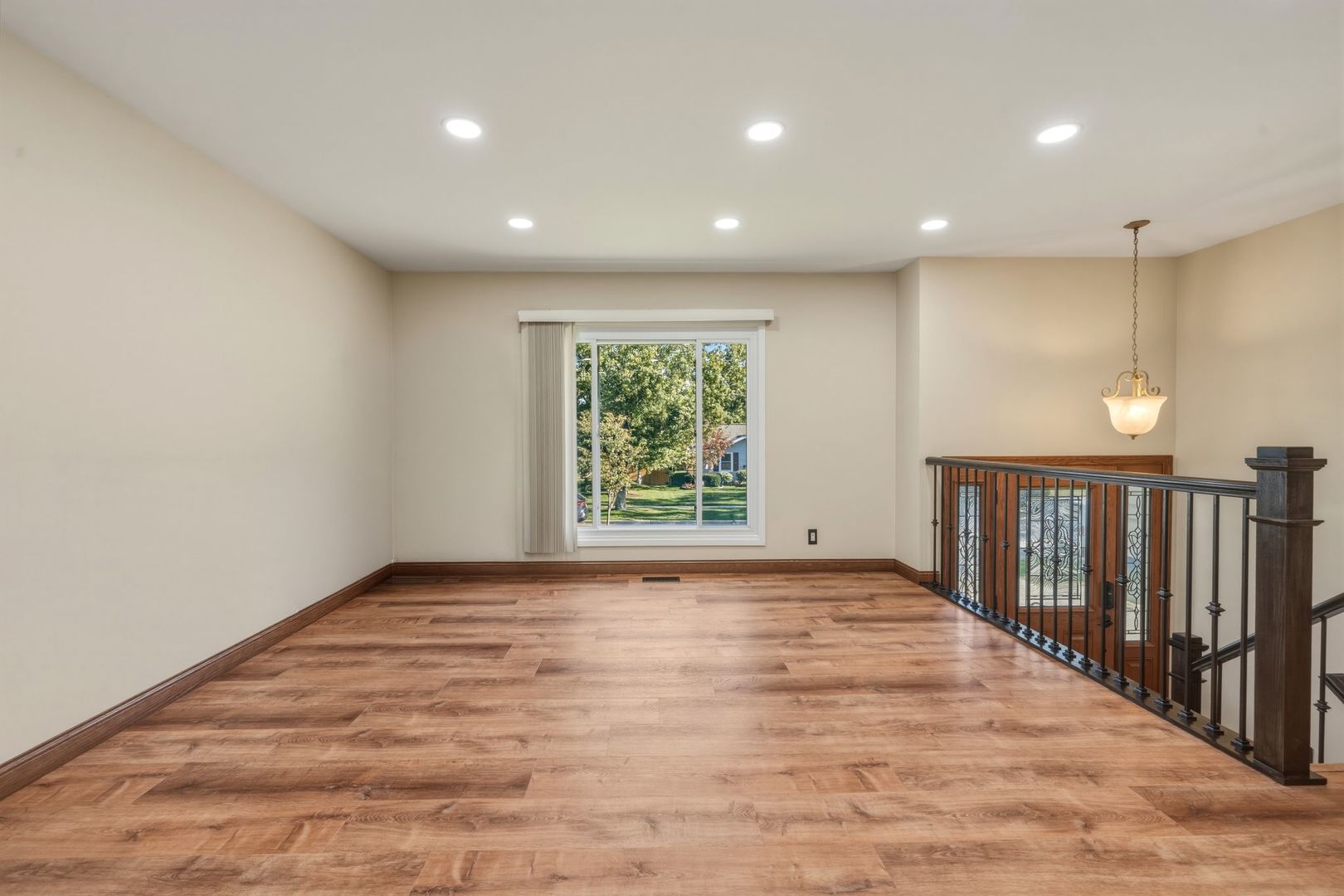 412 Sherwood Drive