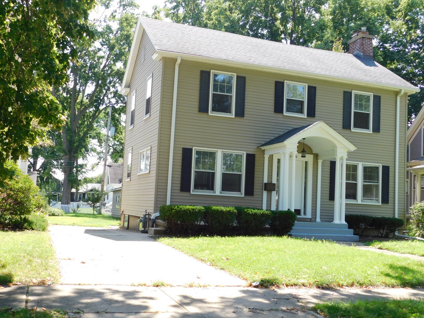 1409 Ottawa Avenue