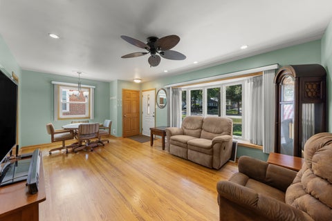 Tiny photo for 207 S Wilmette Avenue, Westmont, IL 60559 (MLS # 12755177)