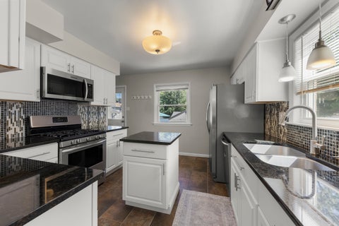 Tiny photo for 207 S Wilmette Avenue, Westmont, IL 60559 (MLS # 12755177)