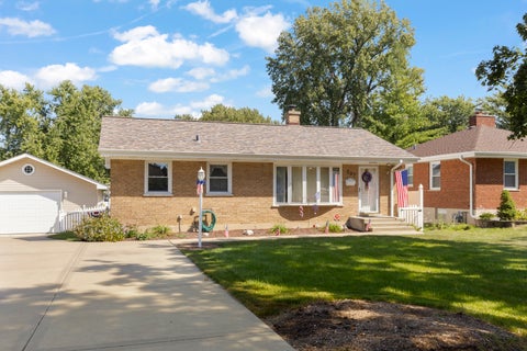 Photo of 207 S Wilmette Avenue, Westmont, IL 60559 (MLS # 12755177)