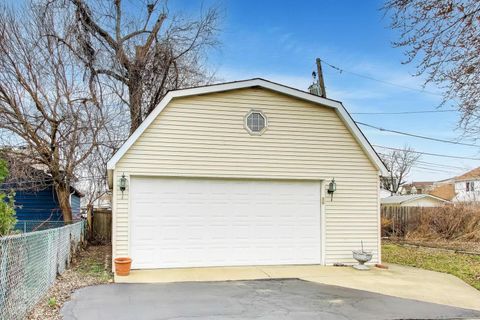 Tiny photo for 8334 N New England Avenue, Niles, IL 60714 (MLS # 12570430)