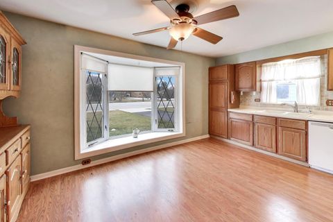 Tiny photo for 8334 N New England Avenue, Niles, IL 60714 (MLS # 12570430)