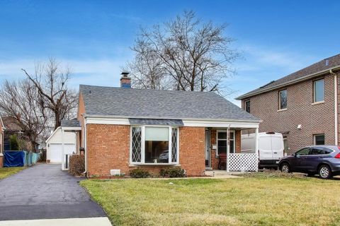 Tiny photo for 8334 N New England Avenue, Niles, IL 60714 (MLS # 12570430)