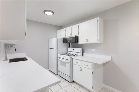 Tiny photo for 5740 East Avenue #2C, Countryside, IL 60525 (MLS # 12729162)
